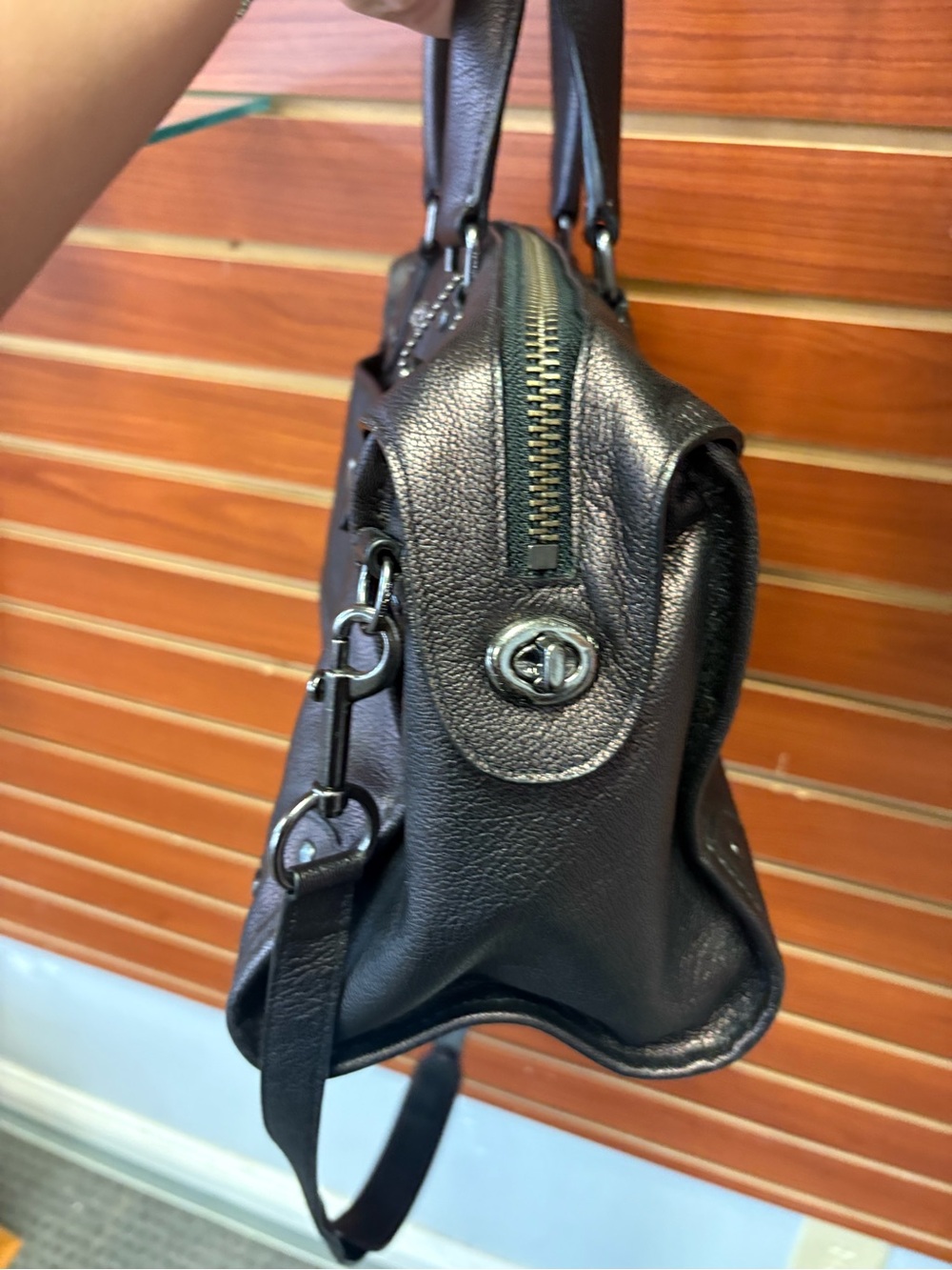 Coach metallic Ryder 32 - Picture 3 of 11